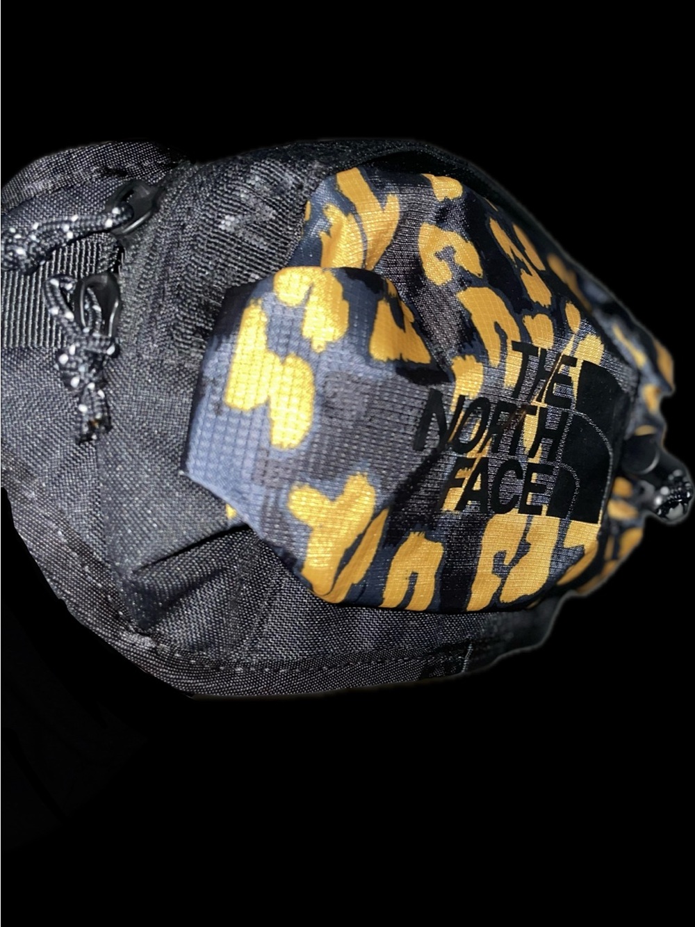 The North Face Leopard-Pattern Black & Mustard Bozer S2L Hip pack III - Picture 7 of 8